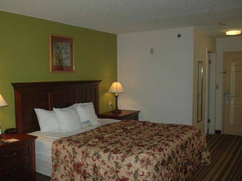 Days Inn By Wyndham Sarasota I-75 Vamo Exterior foto